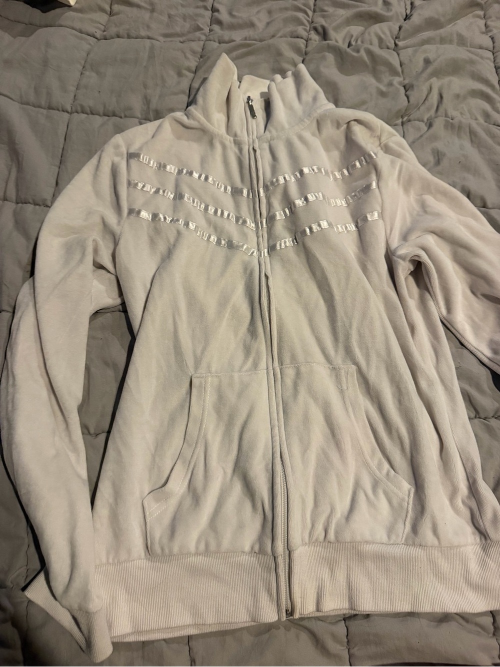 Women's Light Gray Zip-Up Fleece Jacket